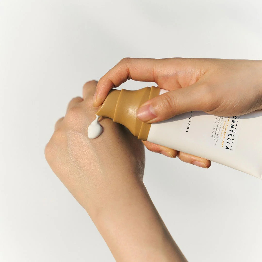 SKIN1004-Madagascar Centella Air-Fit Suncream Light SPF30 PA++++ 50 ML
